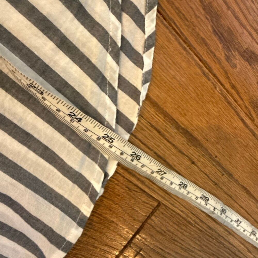 Ann Taylor factory blue striped cotton button down M - Picture 7 of 10